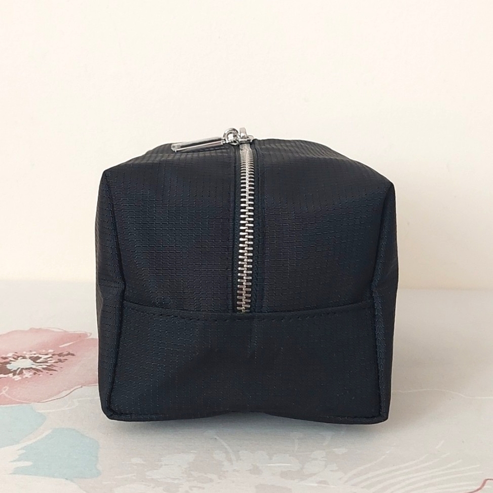 Givenchy Parfums Black Toiletry Bag / Cosmetic Bag - Picture 2 of 14